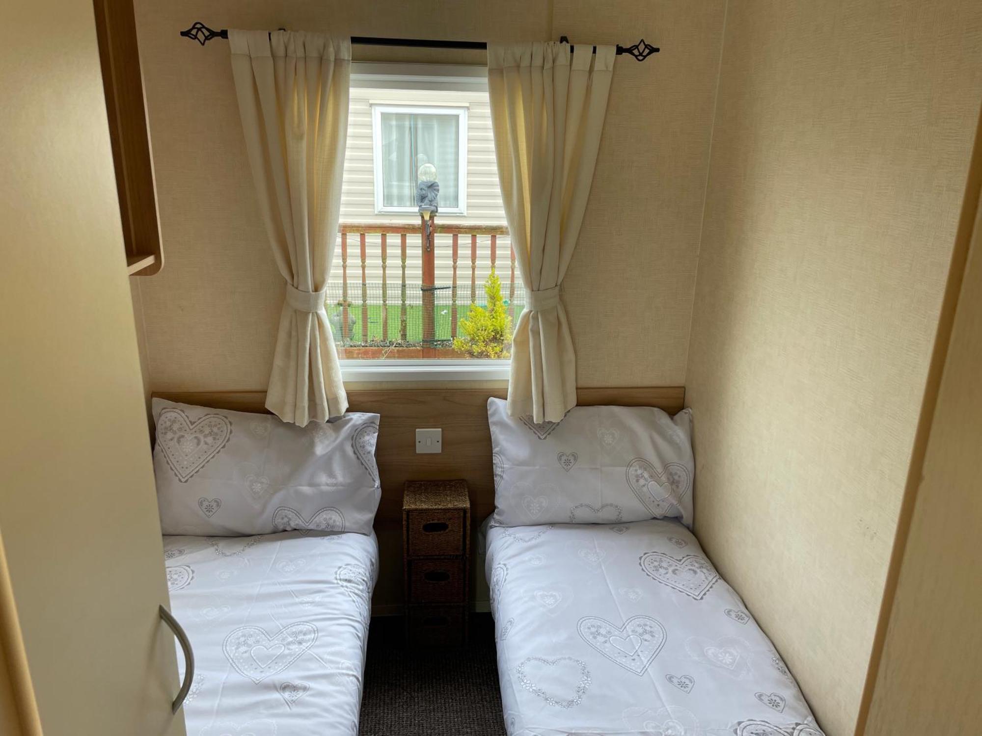 The Luxury Wolds Retreat 6 Berth 3 Bedrooms Beds Made For Arrival Wifi Ingoldmells Esterno foto